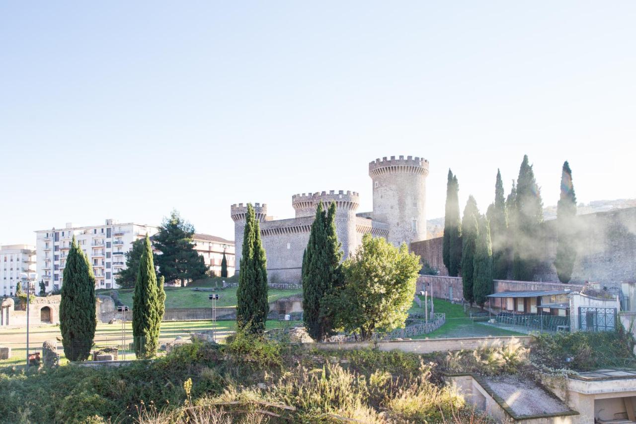 B&B Il Castello Тиволи Экстерьер фото